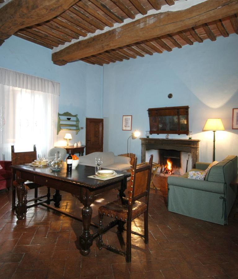 Castello Delle Quattro Torra Bed & Breakfast