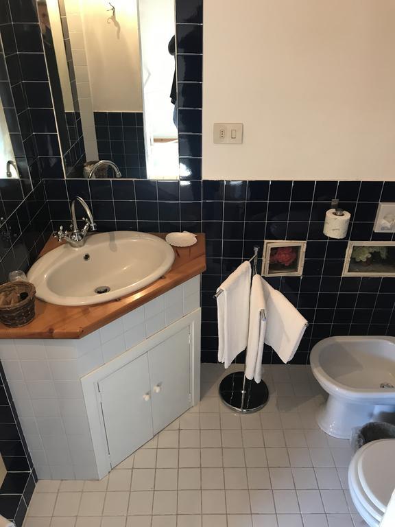 Castello Delle Quattro Torra Bed & Breakfast