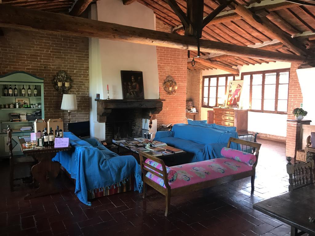 Castello Delle Quattro Torra Bed & Breakfast